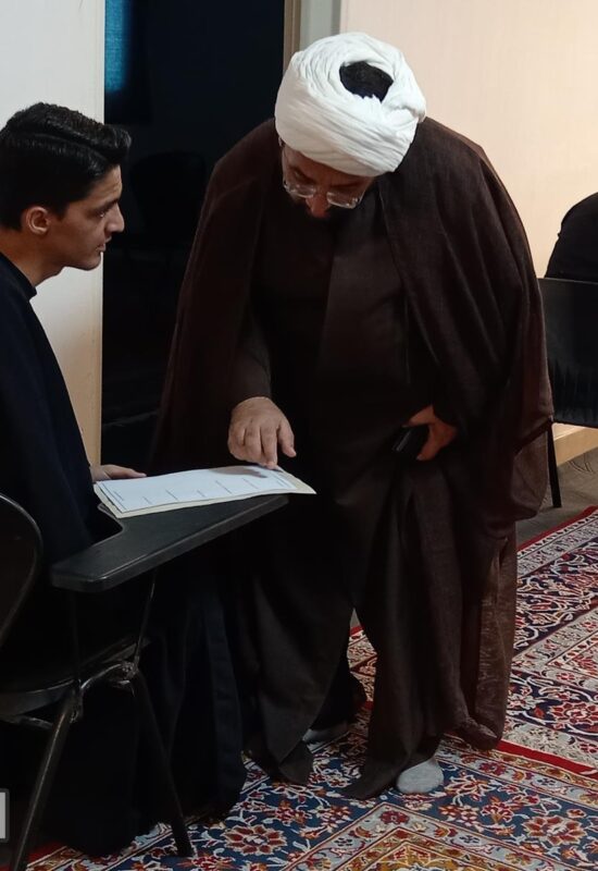 برگزاری امتحان عقاید پایه چهارم